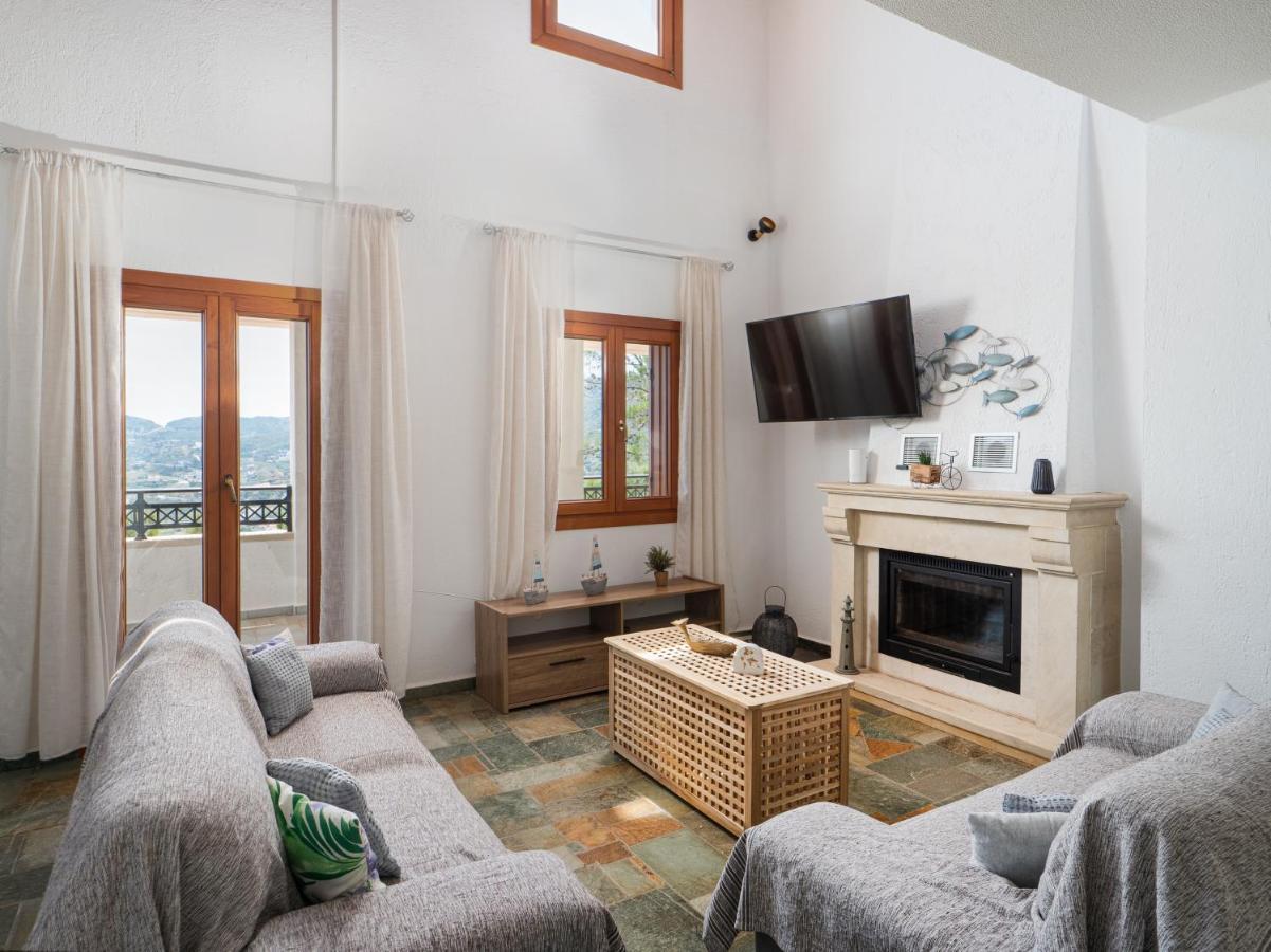 Villa Aura Pine Agia Pelagia  Exterior photo