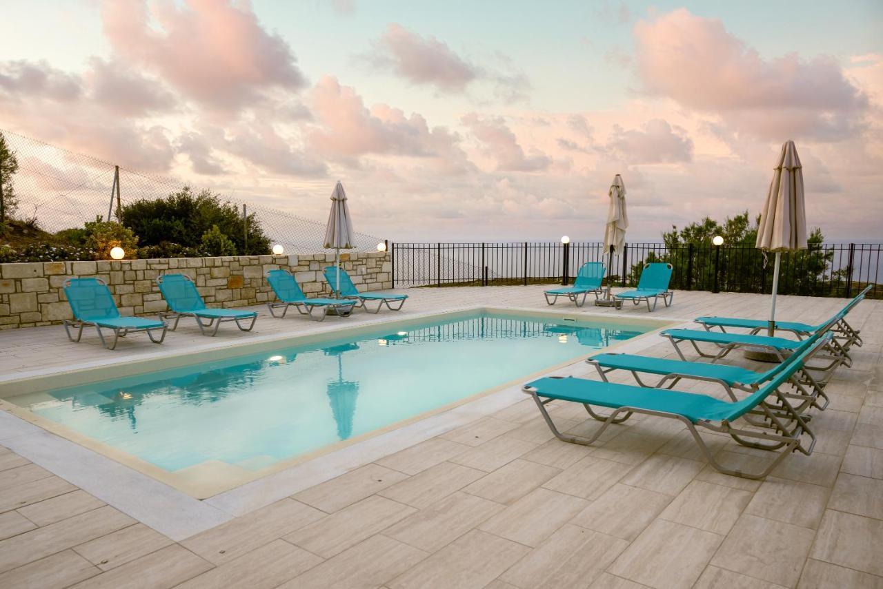Villa Aura Pine Agia Pelagia  Exterior photo